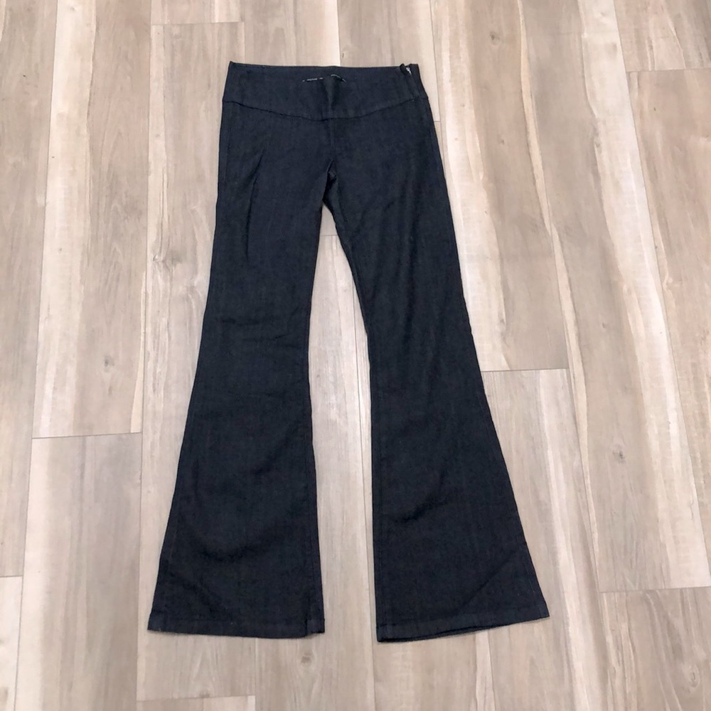 Fit and flare stretch chambray pants